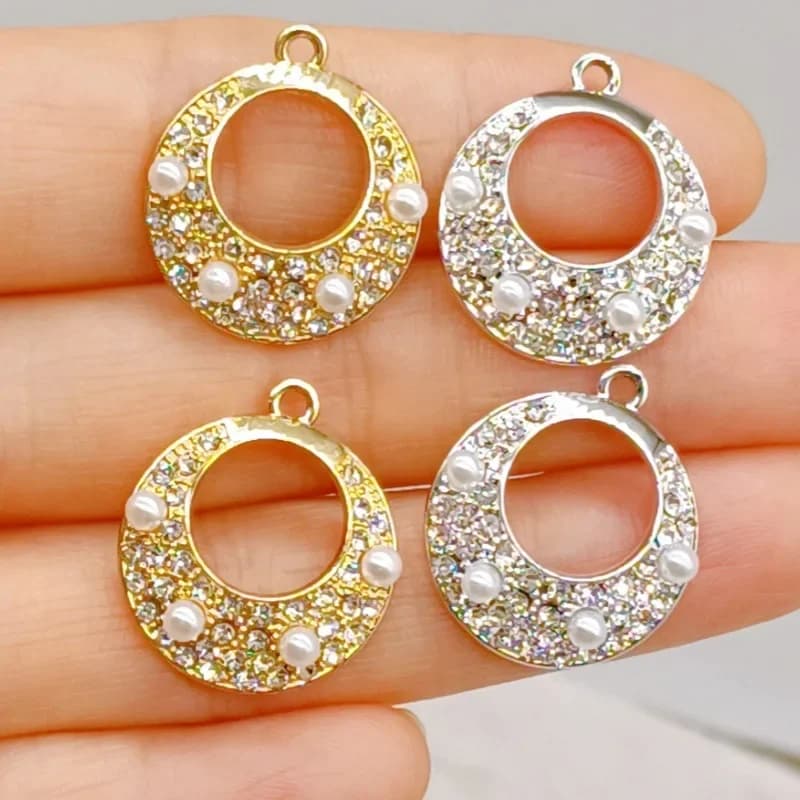 4PC Fashionable zircon ring Pendant, DIY Jewelry accessory, Suitable For Necklaces, Bracelets, Earrings And Craft Decorations, Keychain,Charm Beautiful Gift
