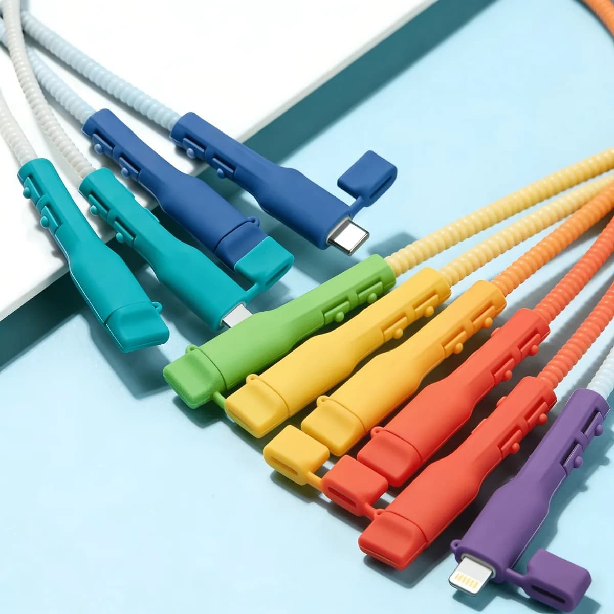4 pezzi di protezioni per cavi resistenti agli urti, organizer universali per la gestione dei cavi