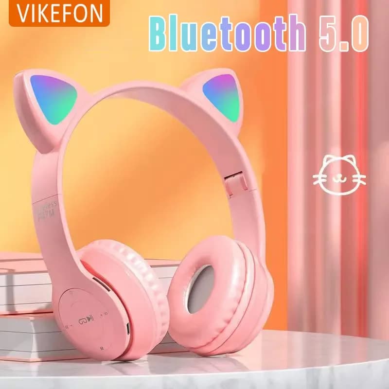P47M Wireless Gaming Headphones Flash Light Carine Cat Earrings Gaming with LED Microphone Control Stereo Music Phone Bluetooth Headset Gift