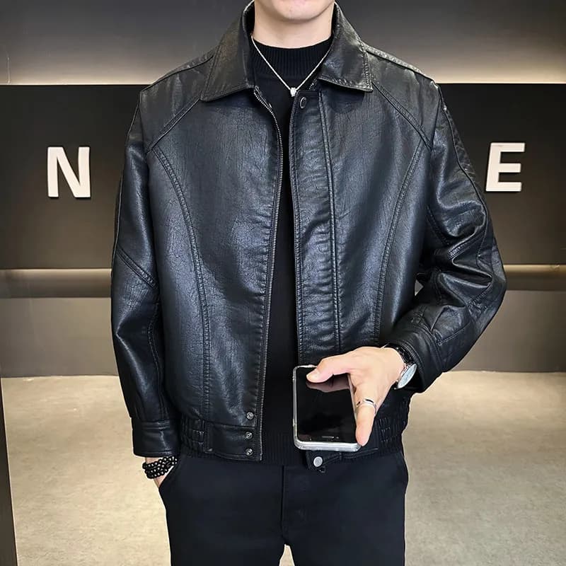 Giacca Moto in Pelle PU da Uomo, Nuova Collezione Autunno Inverno 2025, Modello Corto e Ampio, Casual, con Colletto Risvoltato, Stile Biker