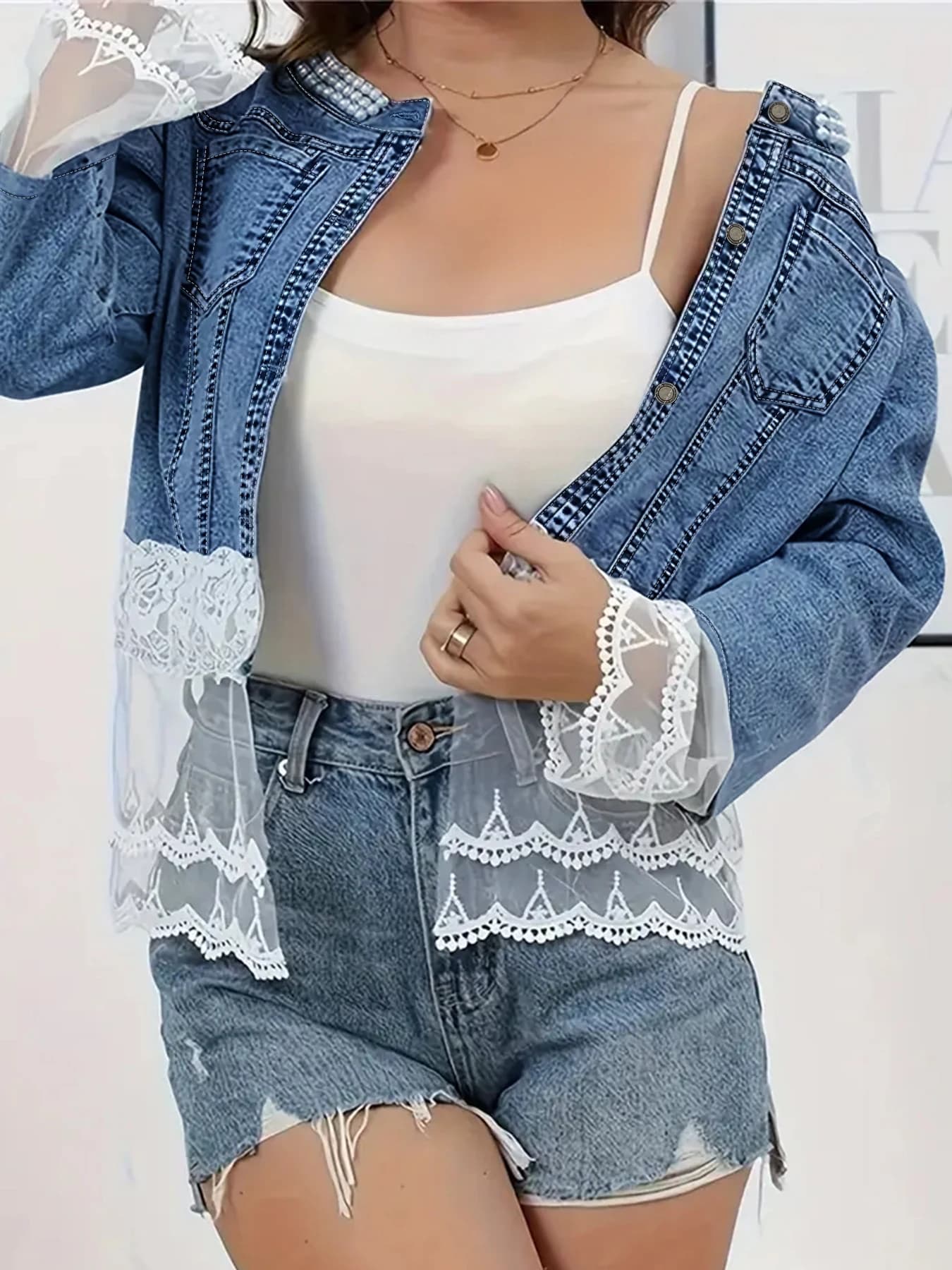 Short jeans jacket for women size strong Design in pearly lace Comfortable and elegant oversize jeans jacket