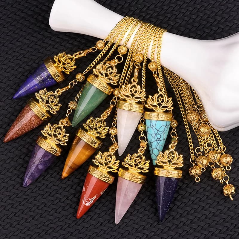 Ciondolo a pendolo a forma di cono di loto dorato in pietra naturale per la creazione di gioielli Accessori per regali per feste di anniversario fai da te 20x49mm