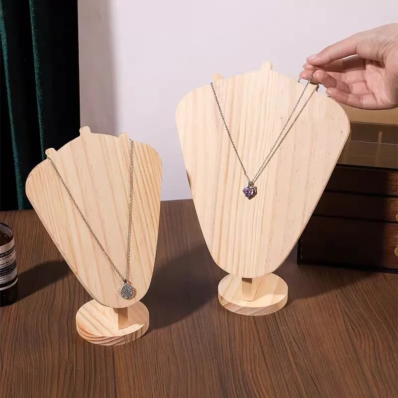 Modello di ritratto in corno di capra assemblable espositore per collane al collo espositore per gioielli con catena clavicola rack per trasmissione in diretta
