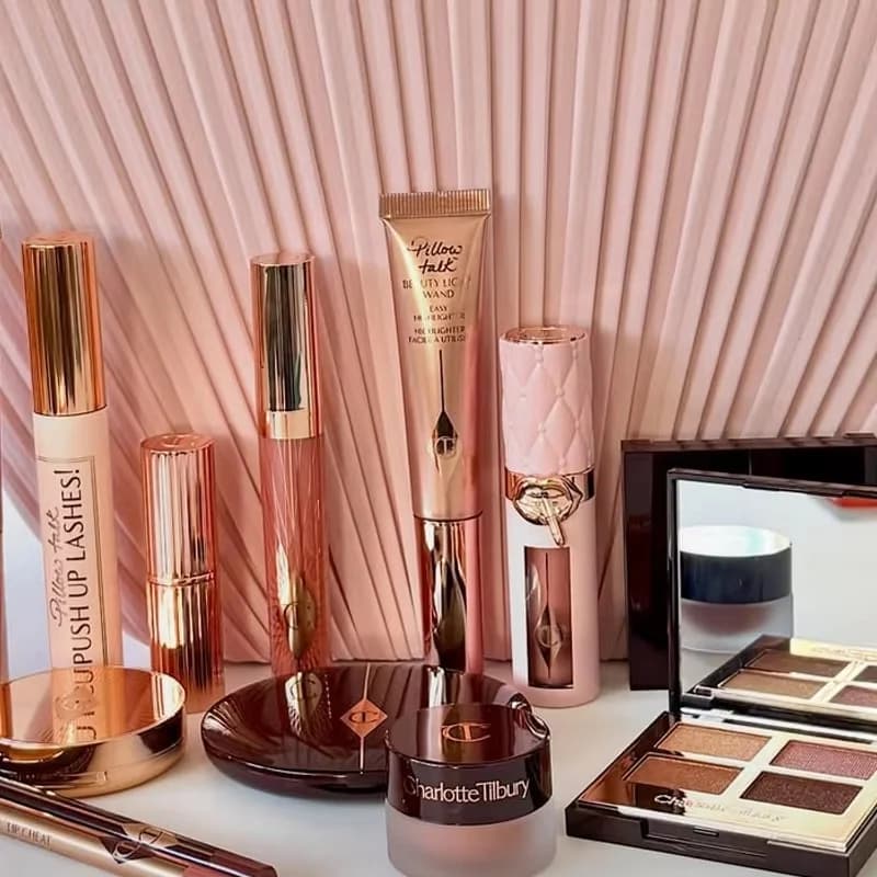 Charlotte Tilbury Airbrush Powder Pore Blurring&Cheek Chic Blush Silky Radiant&Lipstick Liner Set Velvety Long Lasting Makeup