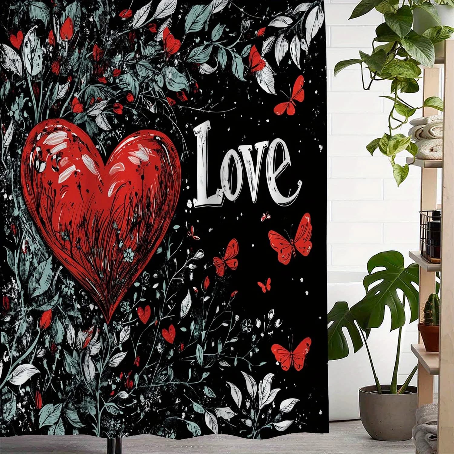 Tenda da doccia con cuore e farfalla di San Valentino - Sfondo nero, fiori bianchi, cuori rossi, 12 ganci, poliestere impermeabile