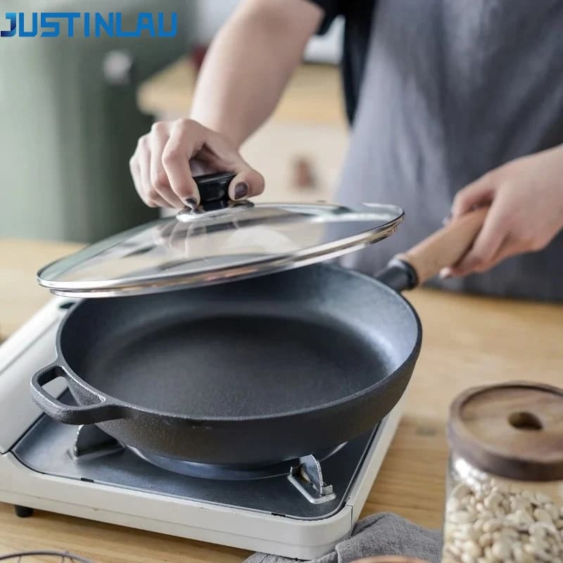 JUSTINLAU Cast Iron Flat Bottomed Pan Uncoated Non-Stick Iron Pan with Wooden Handle for Stir-Frying Pancakes Steak & Fried Eggs