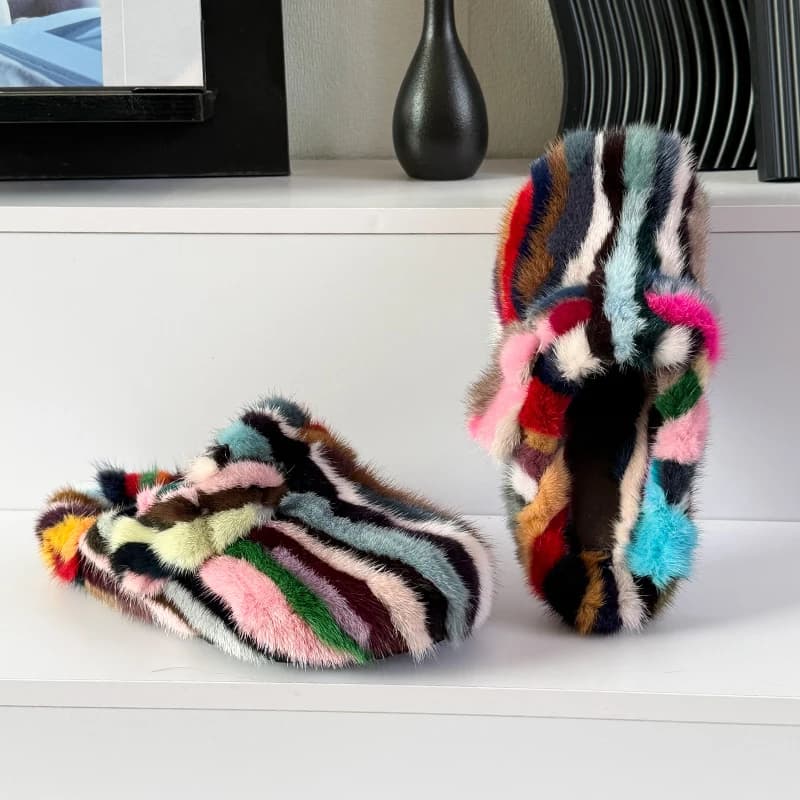 Women's Mules and Clogs Mink Fur Slippers Winter Women'S Slippers Color Blocking Fur Slides Plush Fur Clogs Shoes for Woman