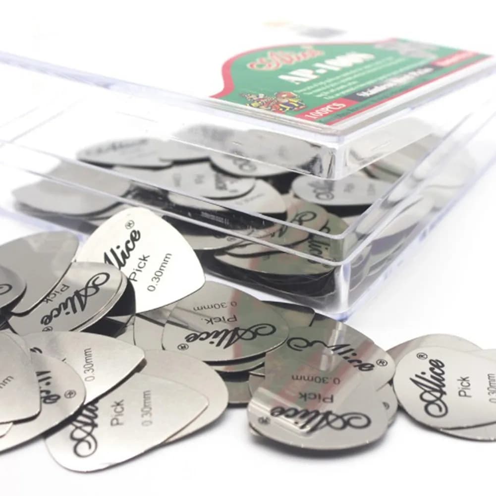 Plettri per chitarra Alice Premium in acciaio inossidabile argentato, spessi 0,3 mm, confezione da 6, lisci e di lunga durata