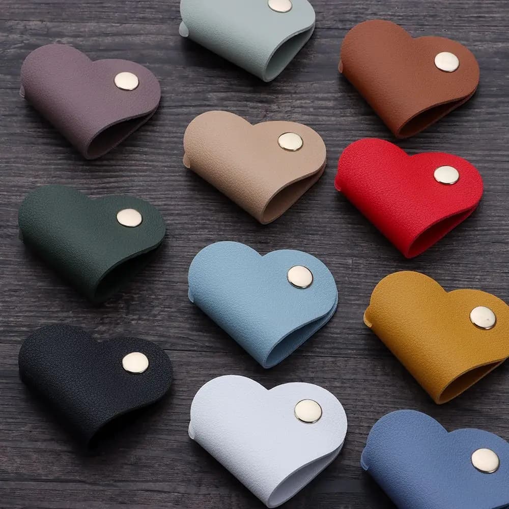 Cute Leather Cable Winder Heart tinta unita auricolare Cord Organizer caricabatterie fermacavo clip Winder Tie gestione dei cavi