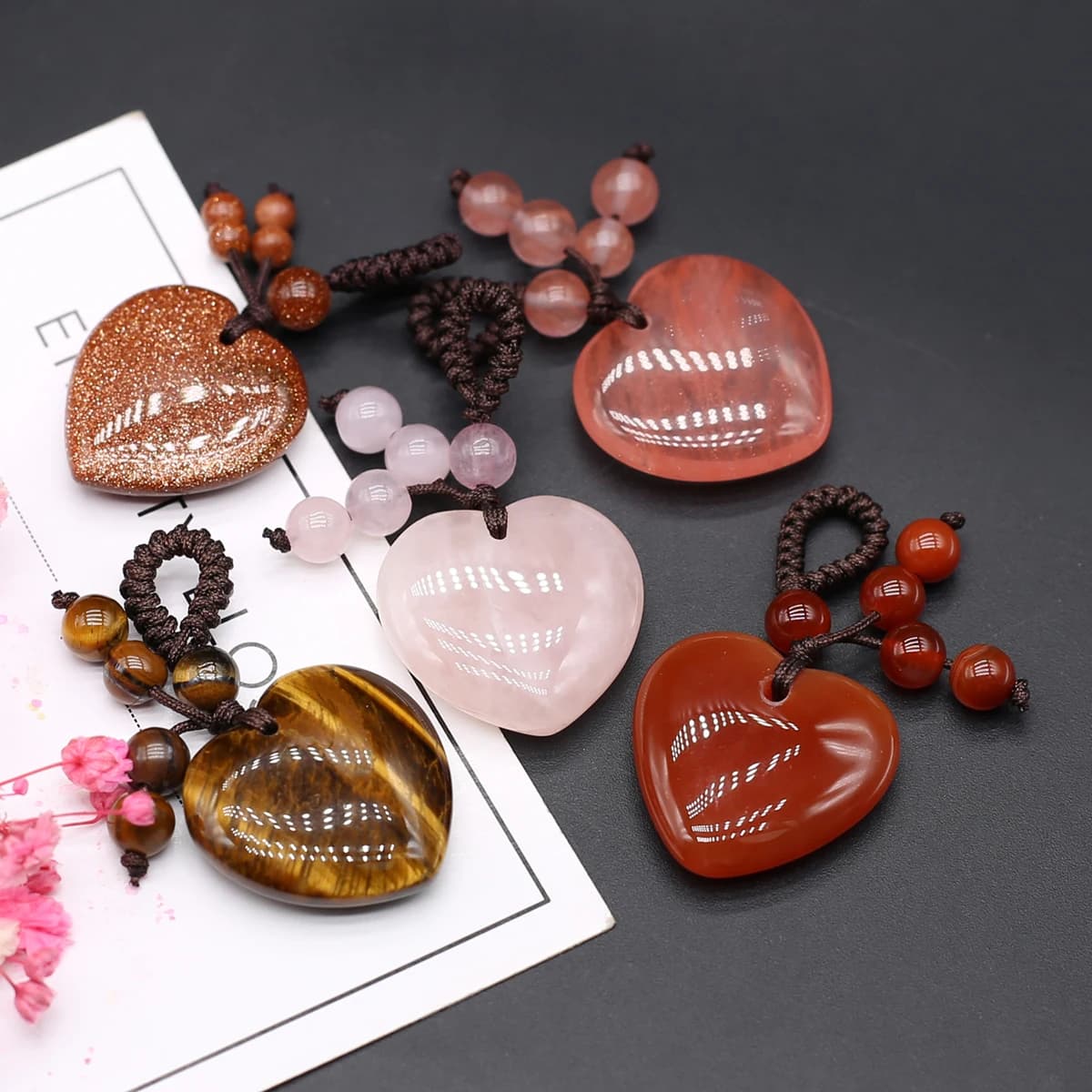 Portachiavi in pietra naturale a forma di cuore Quarzi rosa Portachiavi in pietra occhio di tigre per realizzare accessori per collane gioielli fai da te 25x32mm