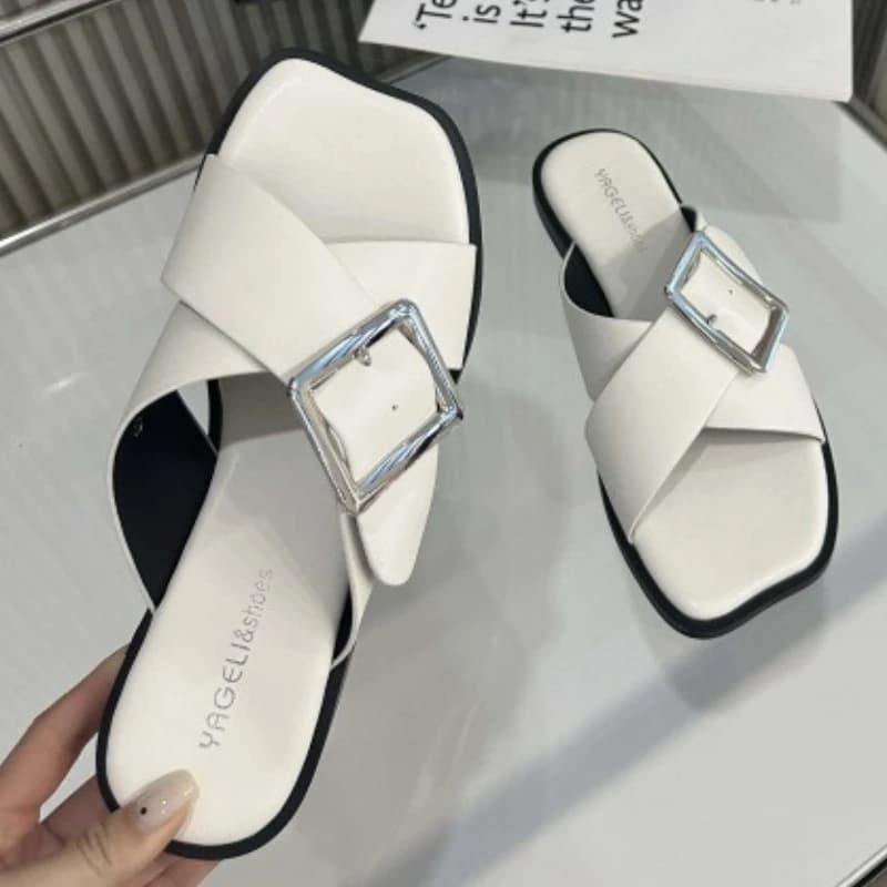 Slippers with design with buckle for women's belt Fashion summer Square Head Flat Sandals with open tip Comfort Casual beach shoes Mocassini