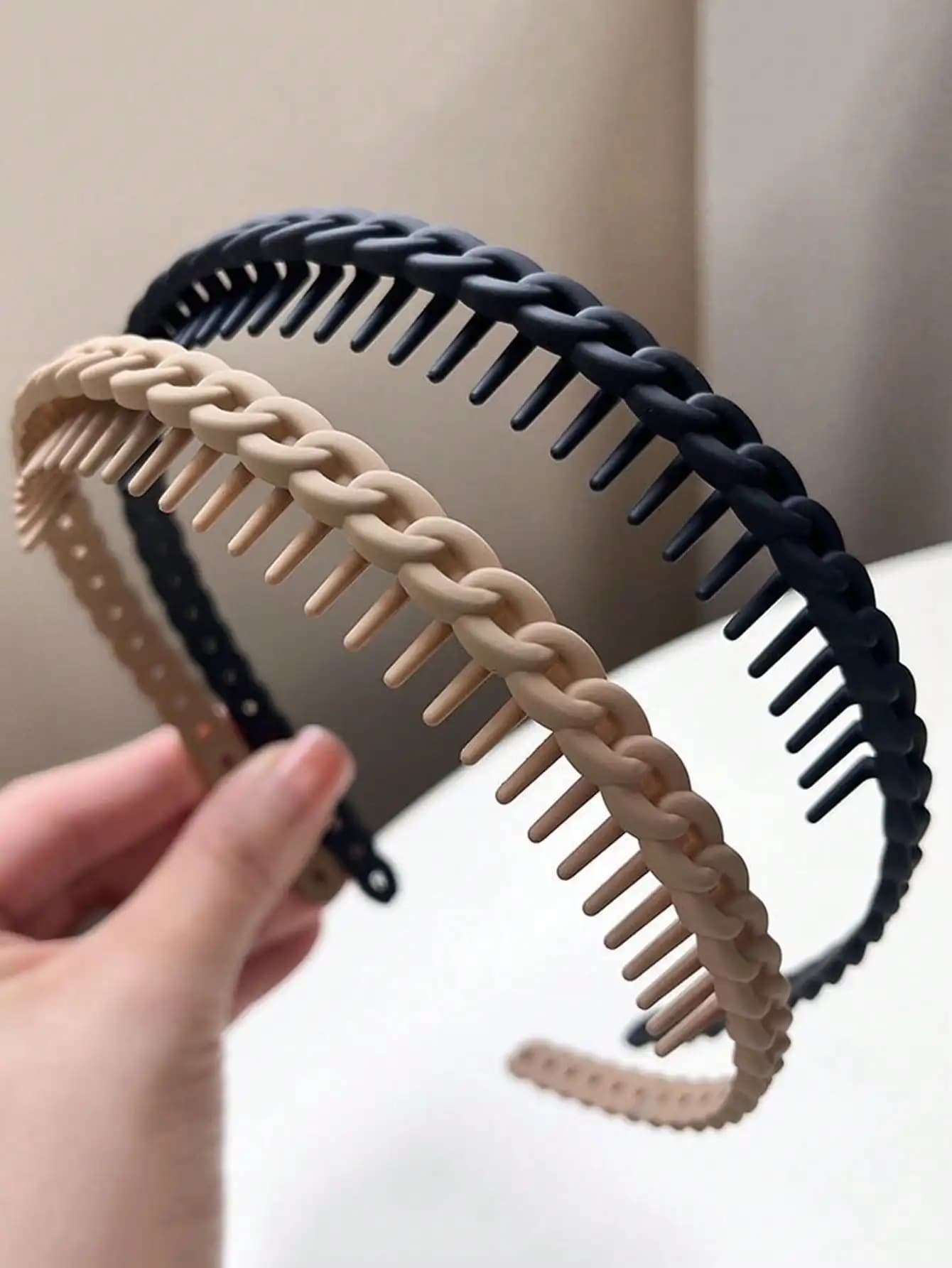 Fashionable 1/2-piece multicolored wavy teeth for party hair accessories with women's belt