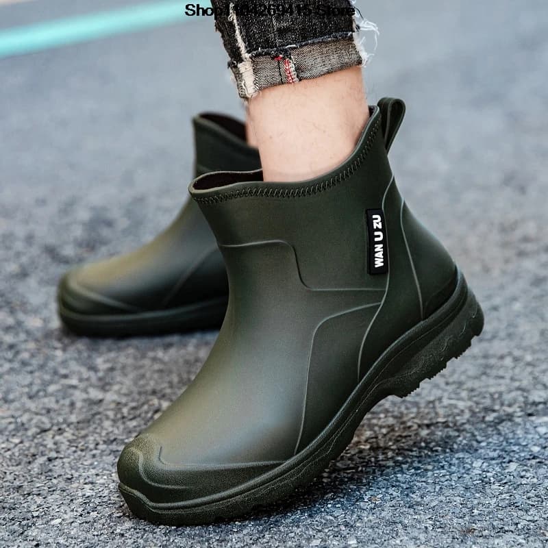 New Men's Waterproof Anti-slip Rain Boots Hiking Fishing Fleece-lined Wear-resistant Water Shoes Thickened Plastic Sole