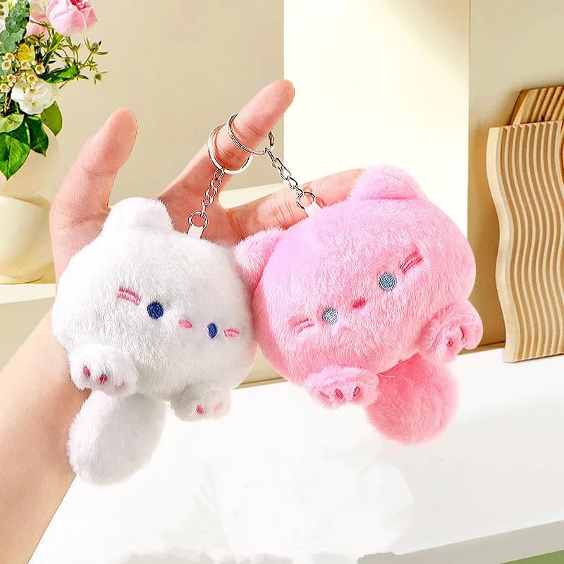 Simpatico portachiavi in peluche con bambola di gatto casual stridulo, ciondolo con ciondolo per borsa, regalo per bambola carina