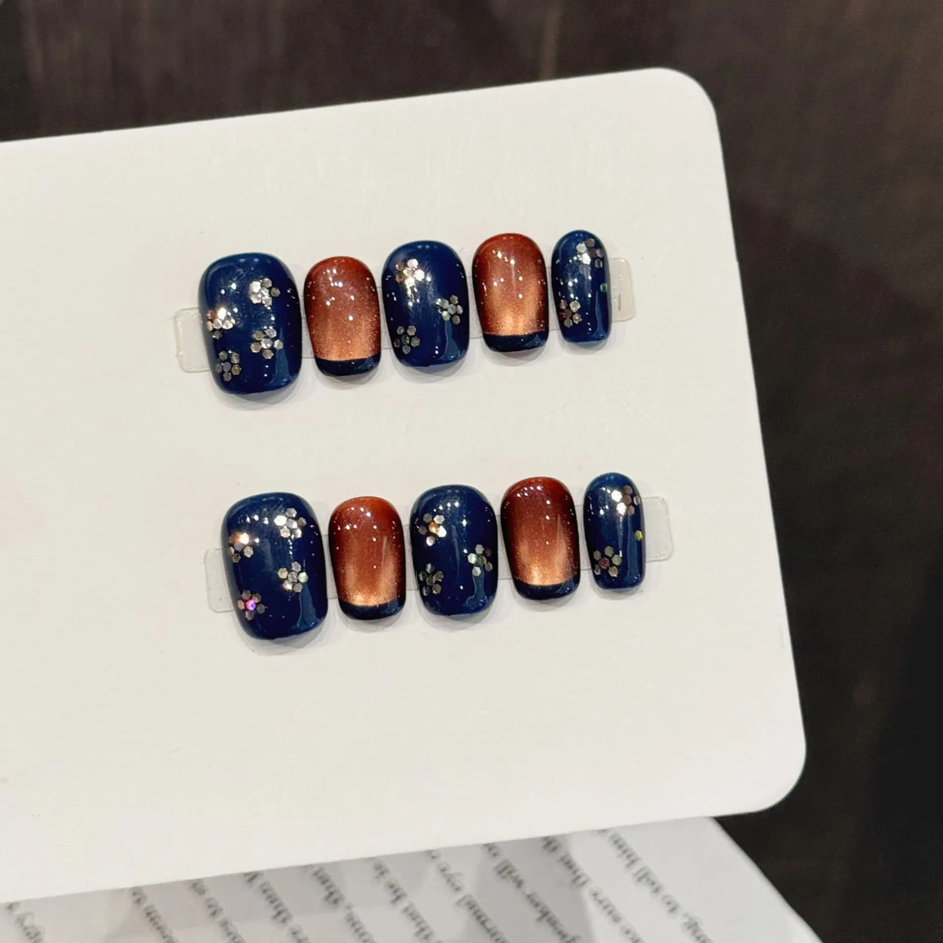 10 hand-made print pieces on nails, purple blue copper contrast square short design with adhesive tabs for nail glue in 3 PEZZI