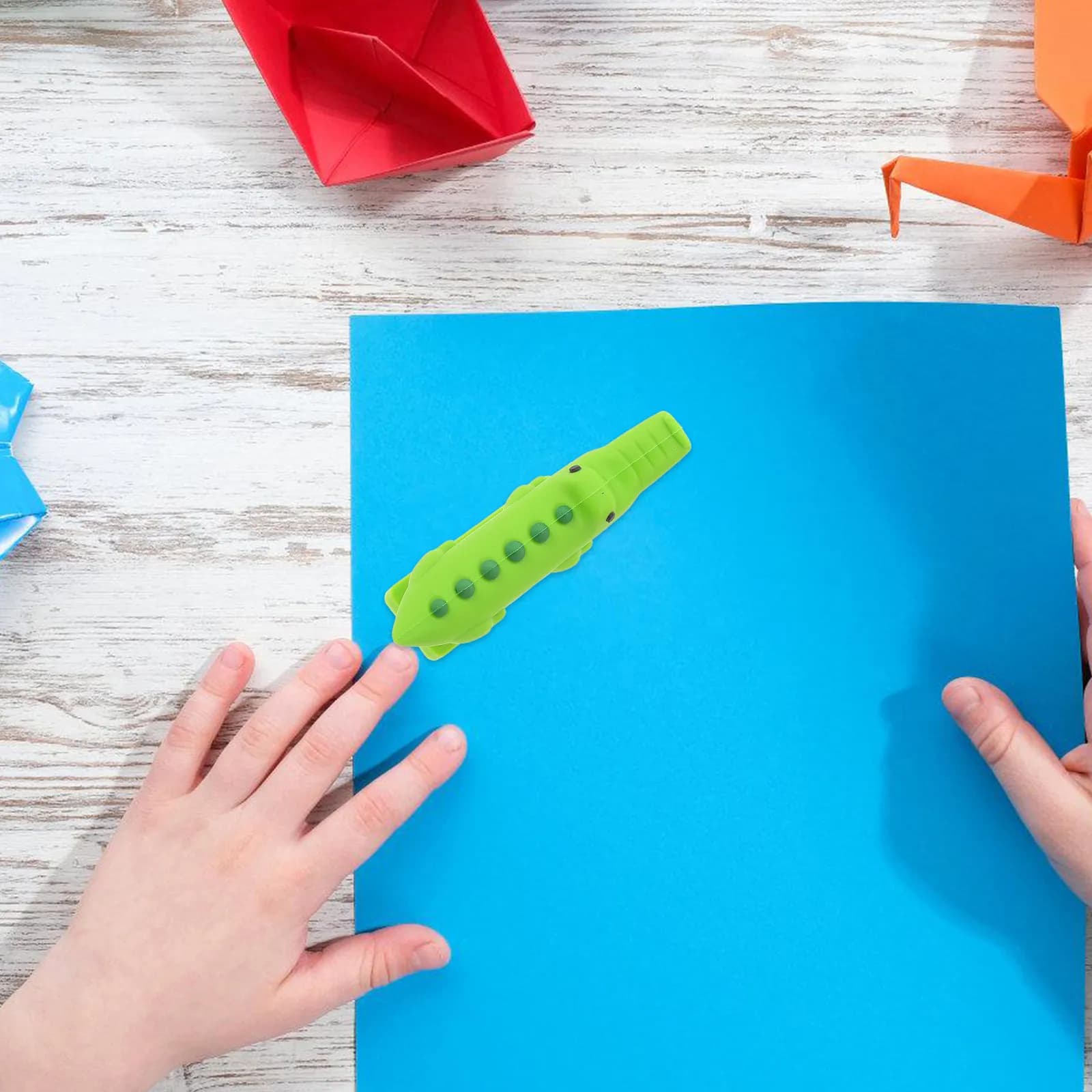 Mini Cucitrice Portatile con Design a Cartone Animato, per Studenti, Insegnanti, Casa e Ufficio, Funzionamento Fluido Senza Inceppamenti