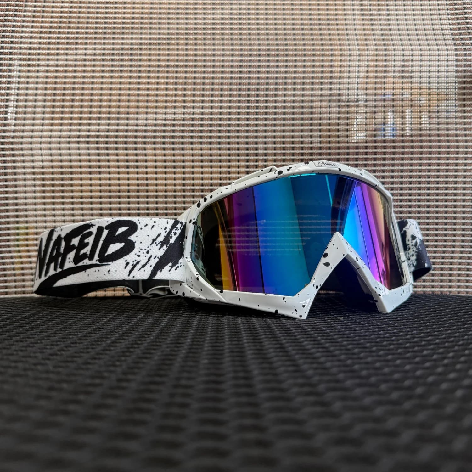 Motocross ATV Ski Goggles, HD UV400 Windproof Dustproof Goggles, Helmet Fit for Skiing Cycling Off-Road Outdoor Activities