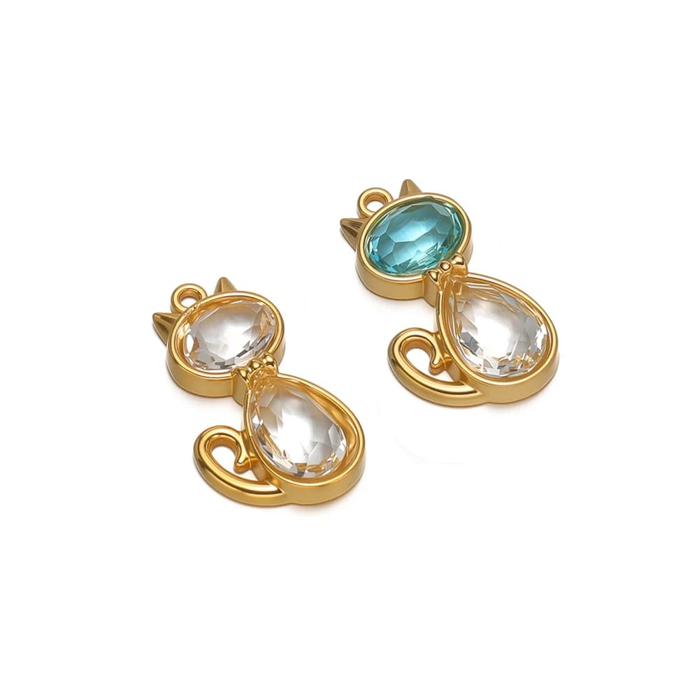 4 ciondoli a forma di gatto in acciaio inossidabile con zirconi, pendenti a forma di animale per la creazione di gioielli fai da te da donna, decorazioni per collane, bracciali e orecchini.