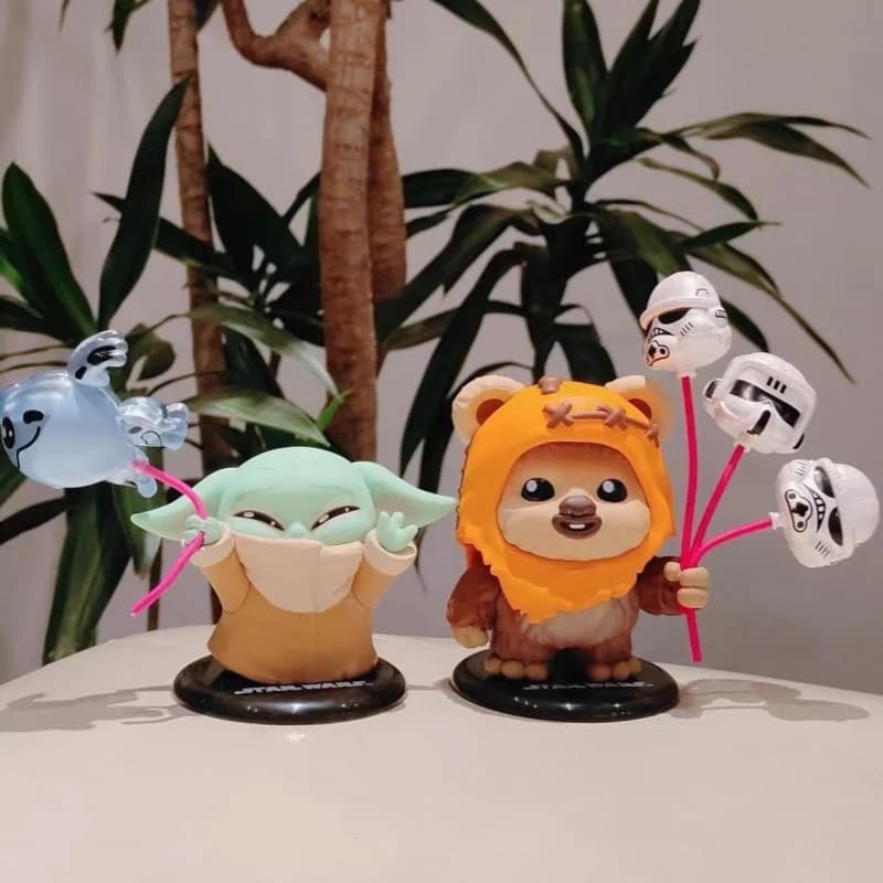 Hot Toys Cosbi Star Wars Balloon Mystery Blind Box Bobble Head Mini Figures Decorazioni da Scrivania da Collezione per Collezionisti di Star Wars