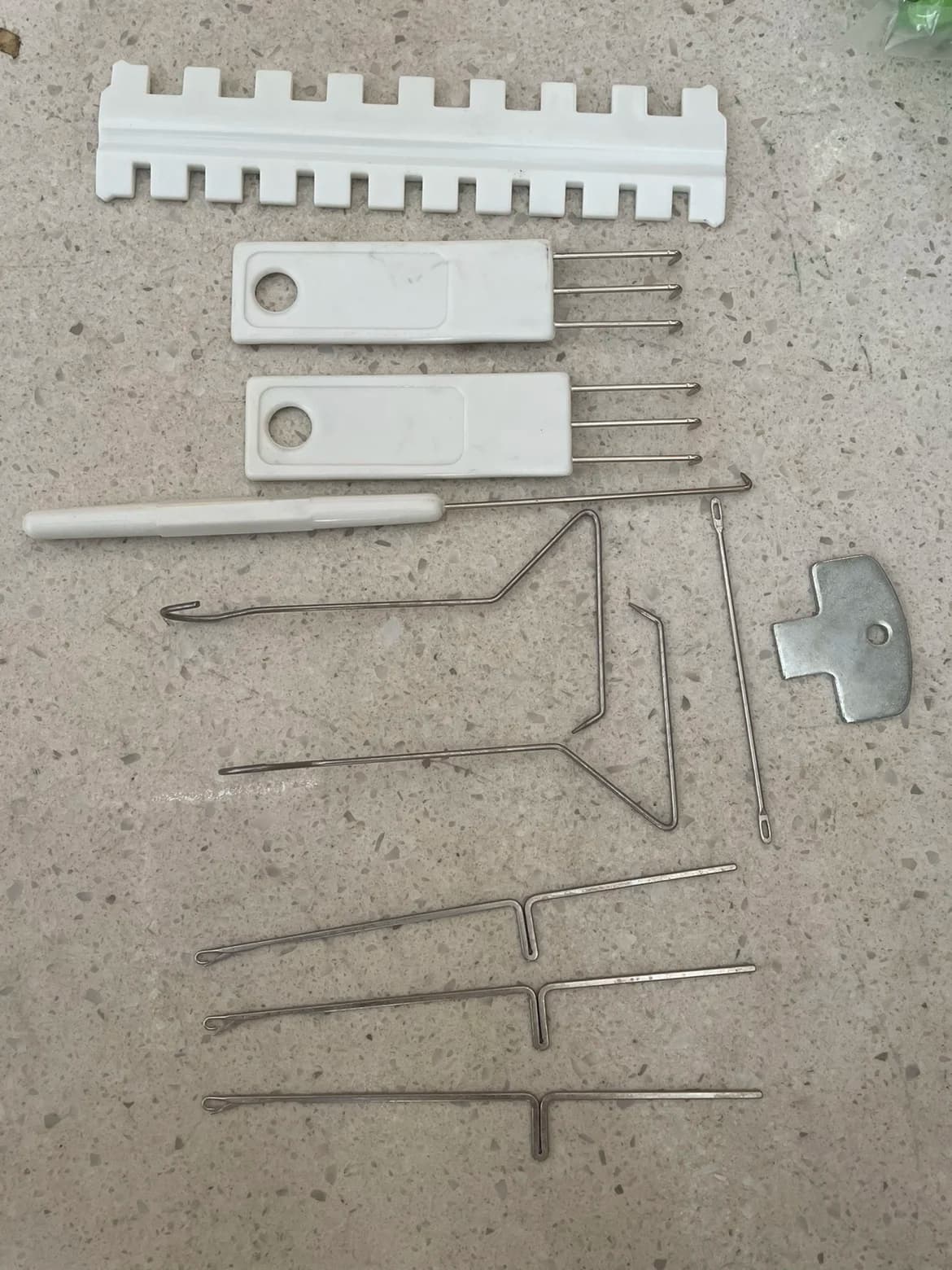 Set di strumenti ausiliari per costole per macchina per maglieria con parte ad ancia in argento