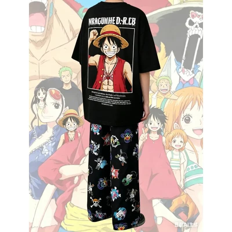 Nuovo Set Pigiama One Piece 2026 con Stampa Cappello di Paglia di Monkey D. Luffy, T-shirt e Pantaloni Unisex, Abbigliamento da Notte Anime Morbido e Traspirante