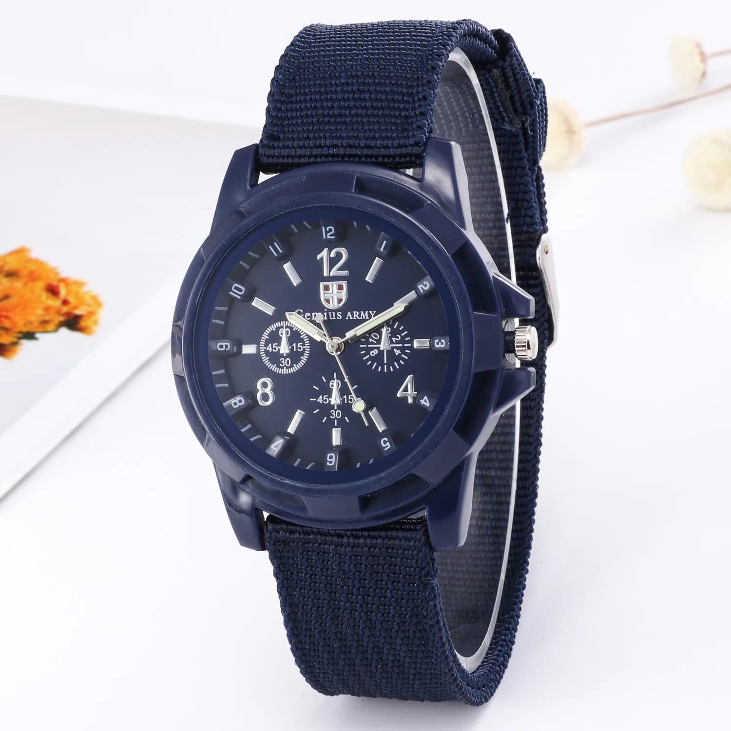 Multifunctional men's watch with night light, casual wristwatch, men's nylon strap, sports watch, quartz Gemius watch