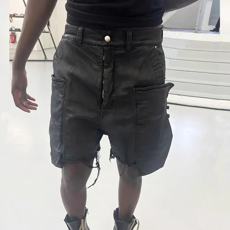 Pantaloncini casual da uomo High Street Pantaloni con design cerato per uomo Owens Jeans Bottoni Pantaloni solidi neri Abbigliamento da uomo