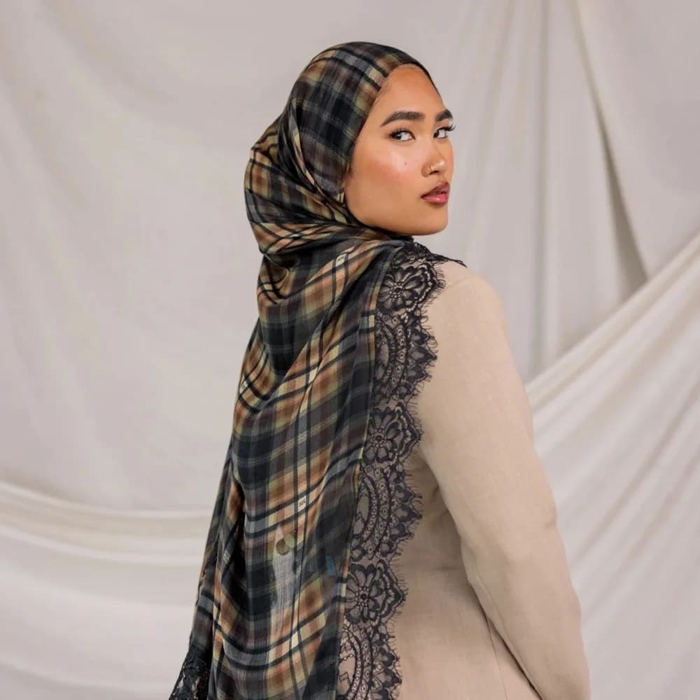 Nuovi Hijab in Pizzo e Rayon 2026 per Donne Musulmane, Sciarpe e Copricapi Estivi in Modal, Bandana da Spiaggia, Protezione Solare, Foulard a Quadri