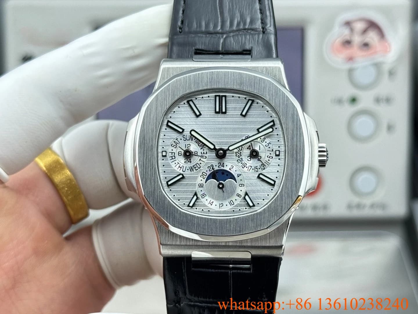 Customizable male mechanical watches designed by renowned designers with Chinese characteristics