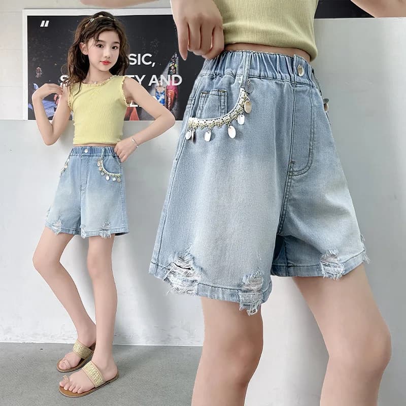 Nuovi Pantaloncini Estivi per Bambina in Denim Blu con Bottoni, Design Elegante, Mini Jeans alla Moda per Ragazze