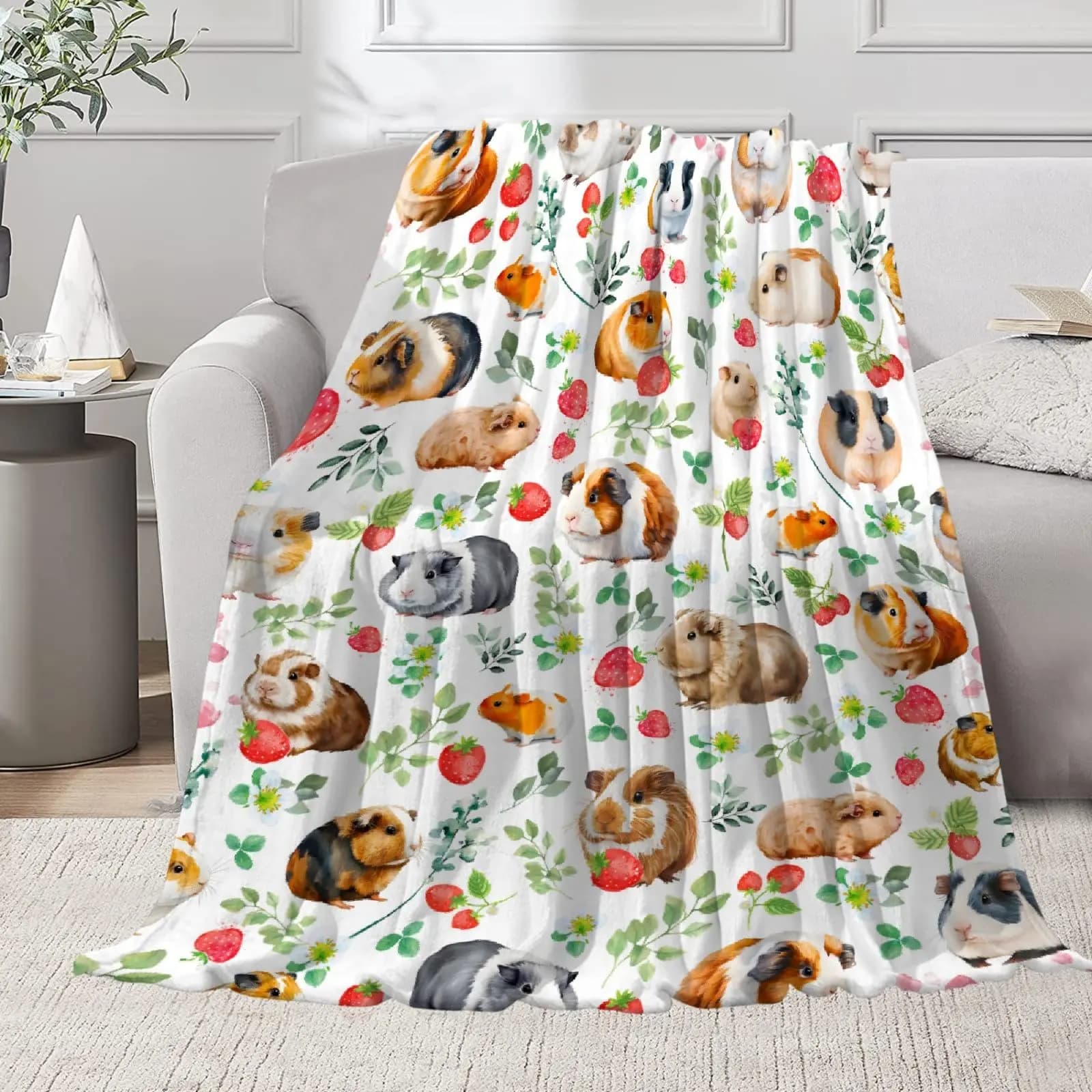 Coperta di flanella di porcellino d'India Coperte di fragole rosse per animali adorabili dei cartoni animati per divano letto Coperta floreale per criceti per animali domestici