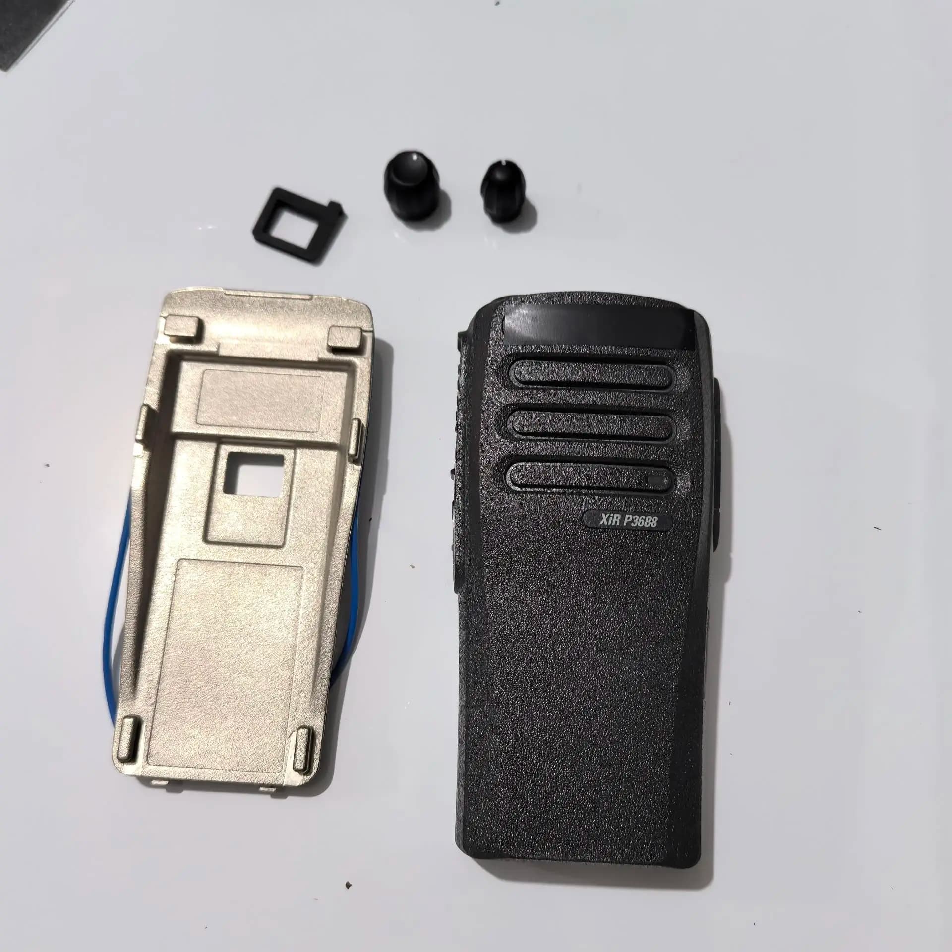Walkie Talkie Shell Sostituzione con altoparlante per Motorola PMLN7210 PMLN6345 PMLN7874A DP1400 CP200D DEP450 XirP3688 DP1000