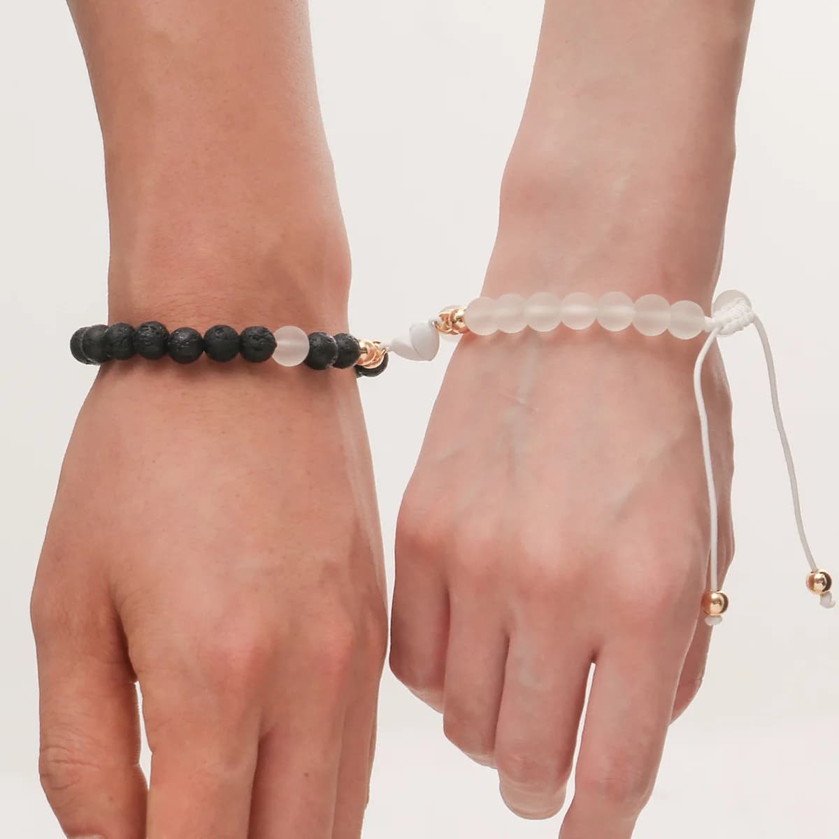 2 pezzi/set braccialetto coppia intrecciato bianco nero per fidanzato fidanzata braccialetti d'amore regali per il regalo di anniversario di San Valentino