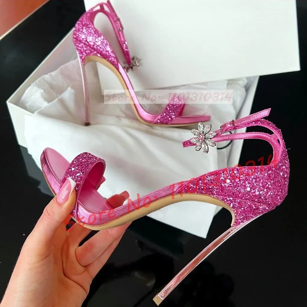 Sandali con tacco rosa Glitter di lusso scarpe da donna con fiori di cristallo sandali con tacco alto in metallo Bling sandali con punta aperta scarpe estive da donna