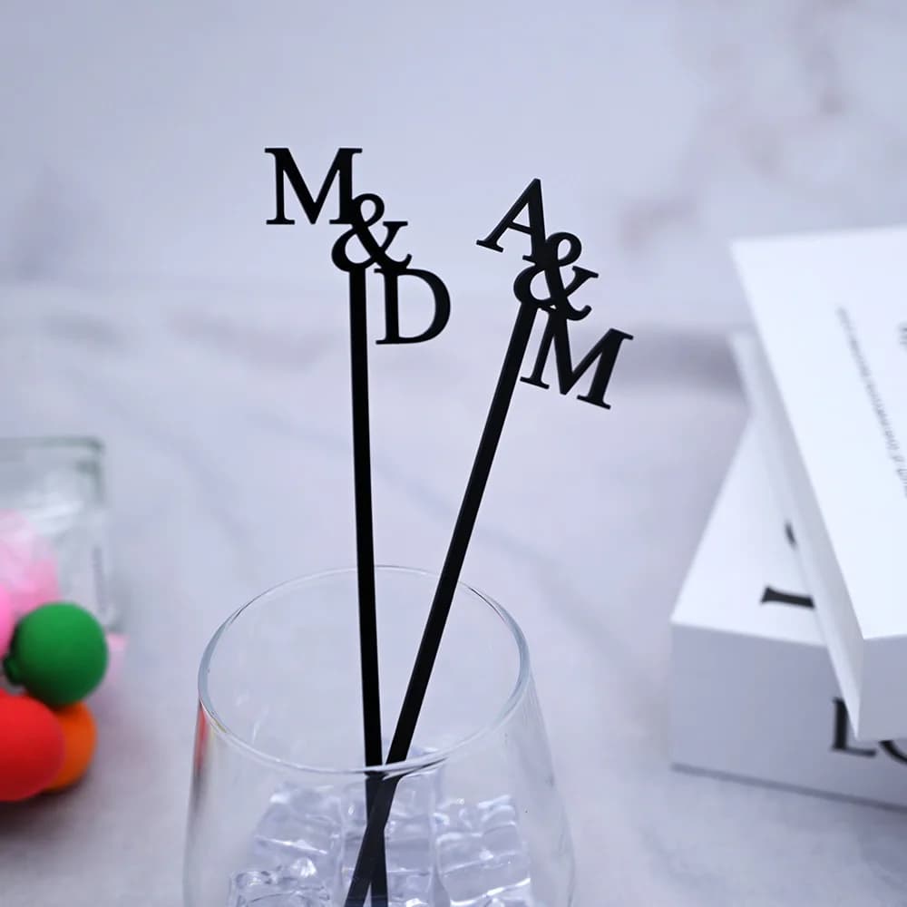 Agitatori per bevande personalizzati, bastoncini per cocktail nuziali, agitatori per bevande personalizzati, etichette per bevande, ciondoli per vino in vetro, decorazioni per swizzle