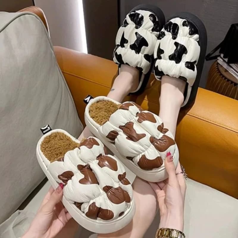Pantofole in cotone da donna foderate in pile autunno inverno stampa mucca suola spessa carina altezza crescente casa impermeabile caldo dopo il parto