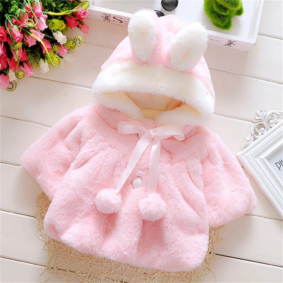 Giacca invernale per bambina Dolce e carino caldo maglione di lana con orecchie di coniglio con cappuccio Abbigliamento minimalista per bambini adatto per 0-3 anni