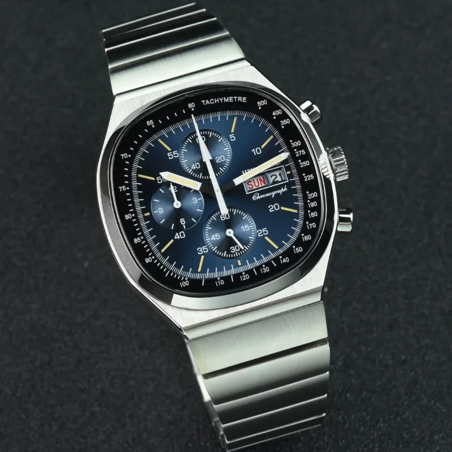 Hruodland Orologio cronografo da uomo 39MM Orologio da polso al quarzo quadrato 50M Impermeabile Luminoso Specchio in zaffiro Quadrante TV Settimana Data OS00 Mov