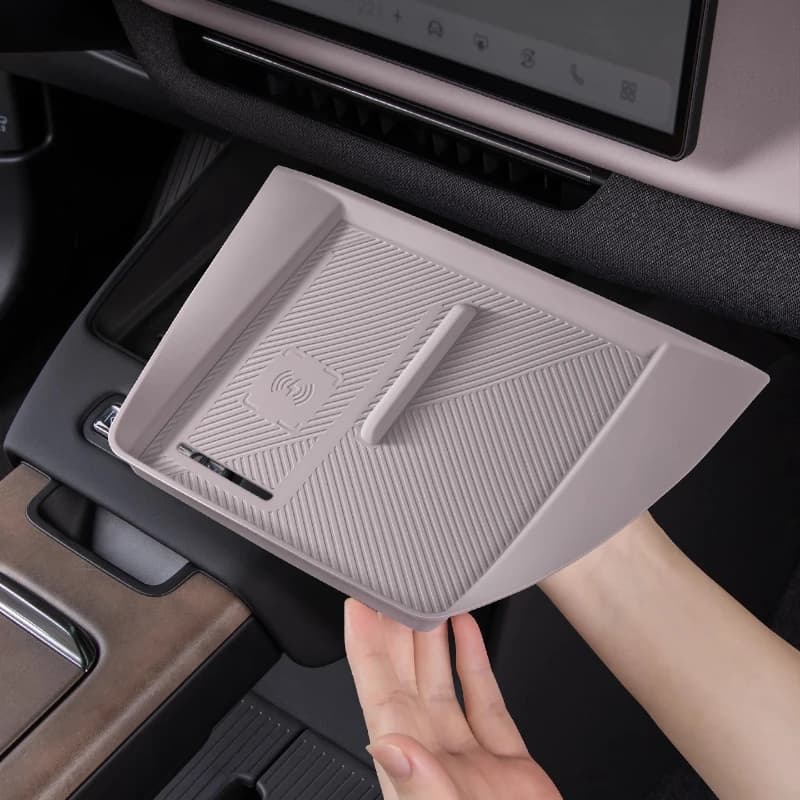 Per Volvo XC70 Pannello di ricarica wireless con cuscinetto in silicone, coperchio antiscivolo per tazza, scatola bracciolo, scatola portaoggetti
