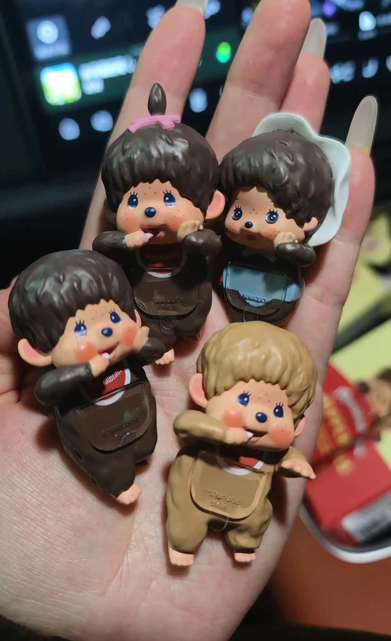Figurina Anime Mengqiqi in Posizione Sdraiata, Blind Box, Mini Statuetta Cartoon, Decorazione Creativa per Telefono, Regalo per le Feste, Regalo per i Fan