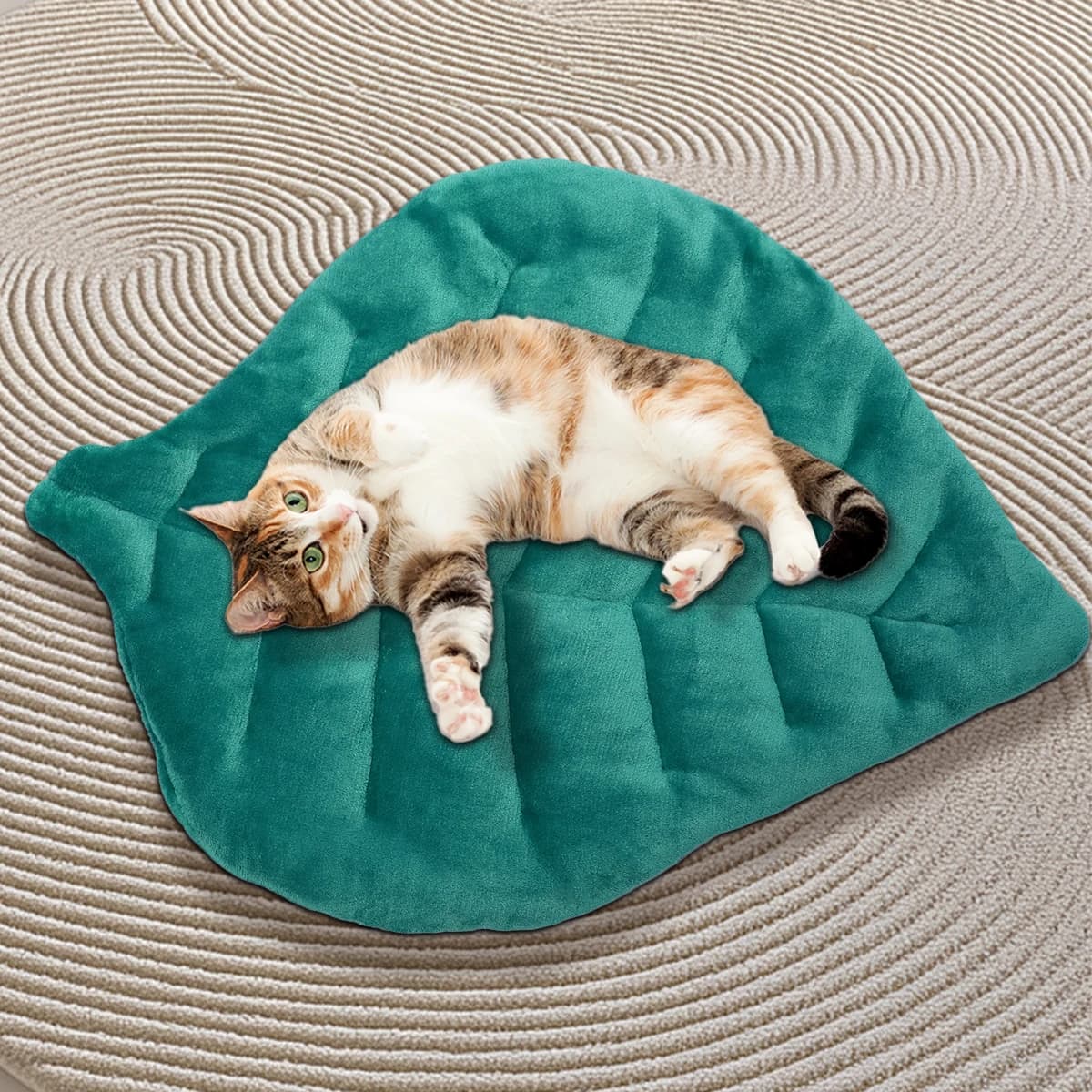 Four Seasons Pet Mat Thickened Cat Bed Leaf-Shaped Dog Kennel Pad Mats