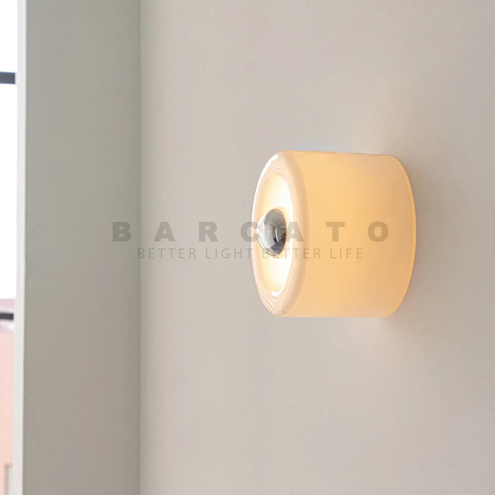 Nuove lampade da parete in vetro con base nascosta Bauhaus francese Lampade da parete a LED rotonde bianche E27 per comodino, soggiorno, specchio da bagno, dicembre