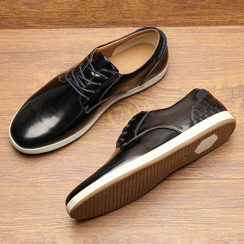 Scarpe da ginnastica da uomo comode e alla moda Scarpe in pelle di nuovo stile Scarpe casual da uomo