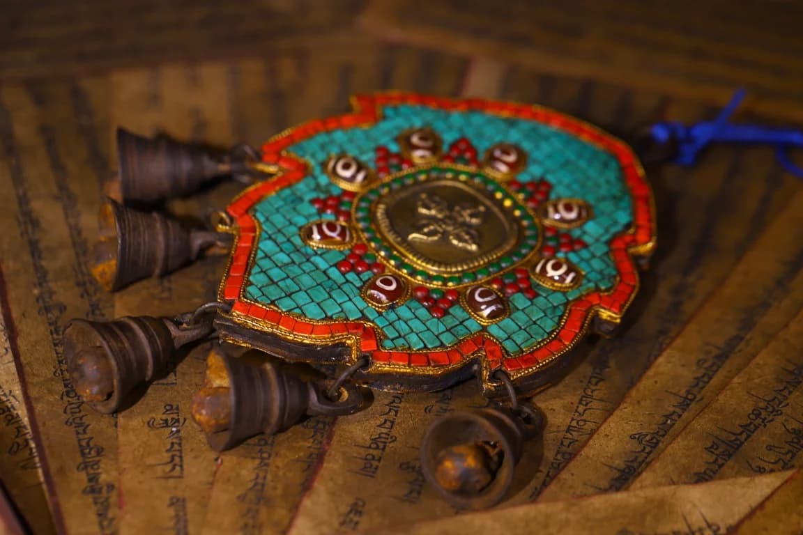 9"Tibetan Temple Collection Old Bronze Mosaic Gem gZi Beads Turquoise Ganesha Buddha Head Wind chime Bell Screen Worship Hall