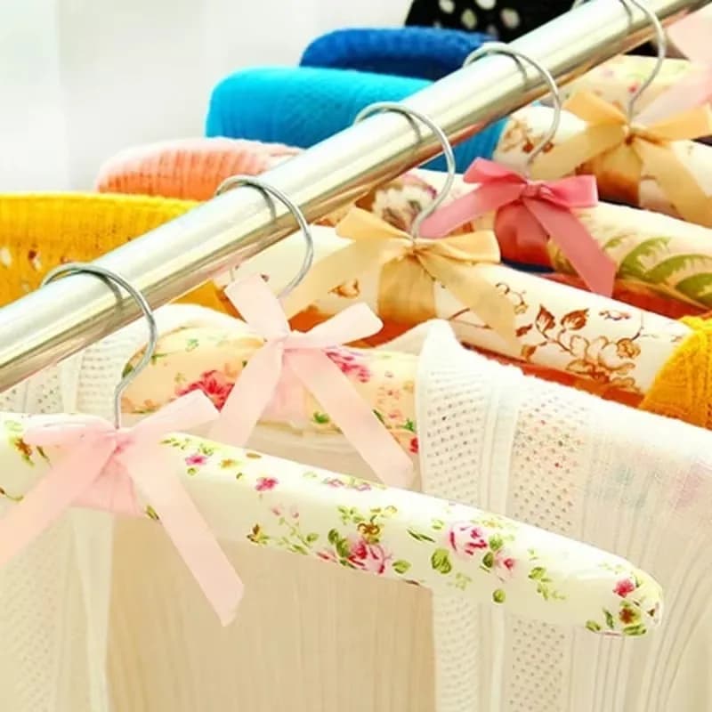 10 PZ Squisita Decorazione Del Fiore Lotti Grucce Antiscivolo Salvaspazio Appendiabiti Pratico Stendino Appendiabiti Forniture Per La Casa
