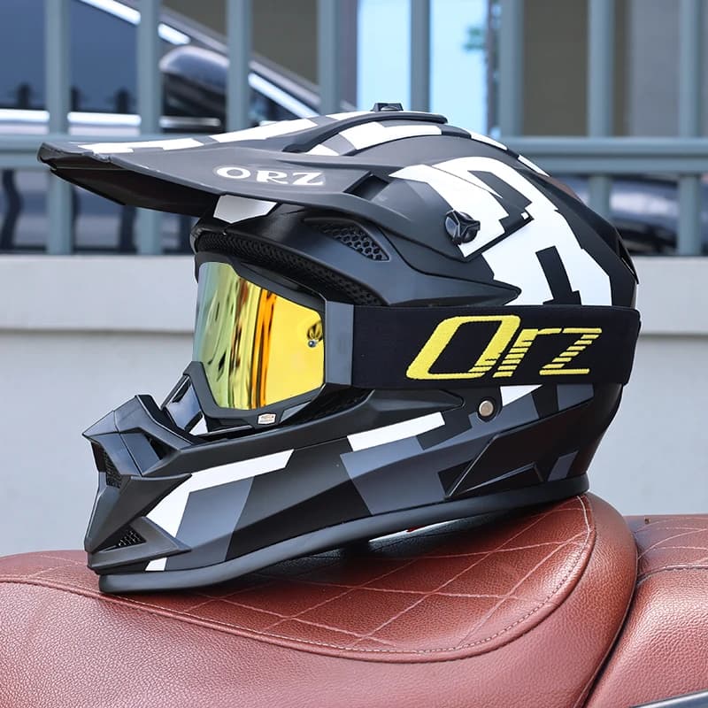 ORZ-F16 - Casco Unisex per Moto da Cross con Occhiali Abbinati, Rinforzato in ABS, Approvato DOT, Traspirante, Anti-Graffio, Attrezzatura per Fuoristrada