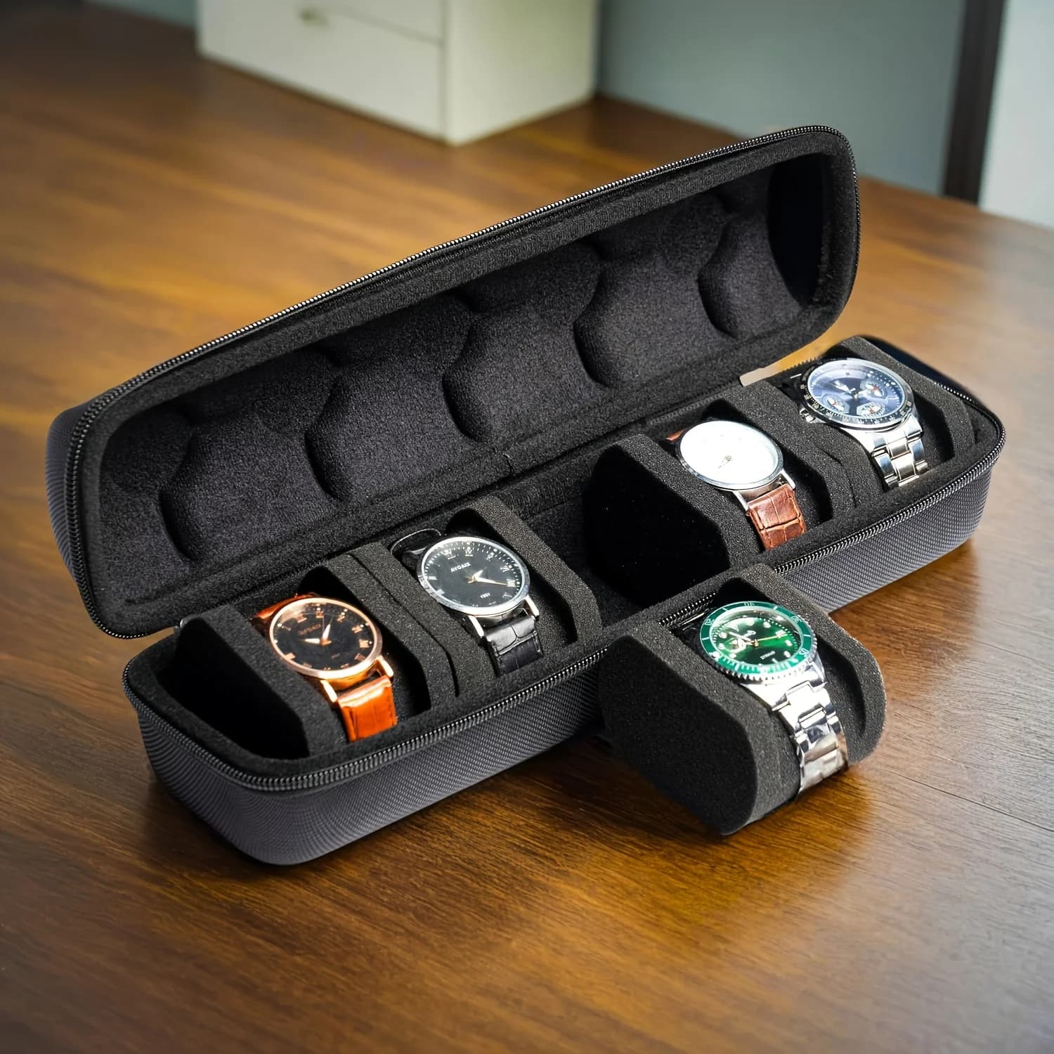 Scatola portaorologi da viaggio con 5 scomparti – Organizer portatile rigido, cuscini integrati per esposizione e conservazione sicura degli orologi