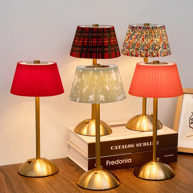 Custom 18 Lampshade Cordless Iron Charging Touch Control Oval Lampshade Luxury Light Emitting Diode Desk Lamp Fabric Night Light