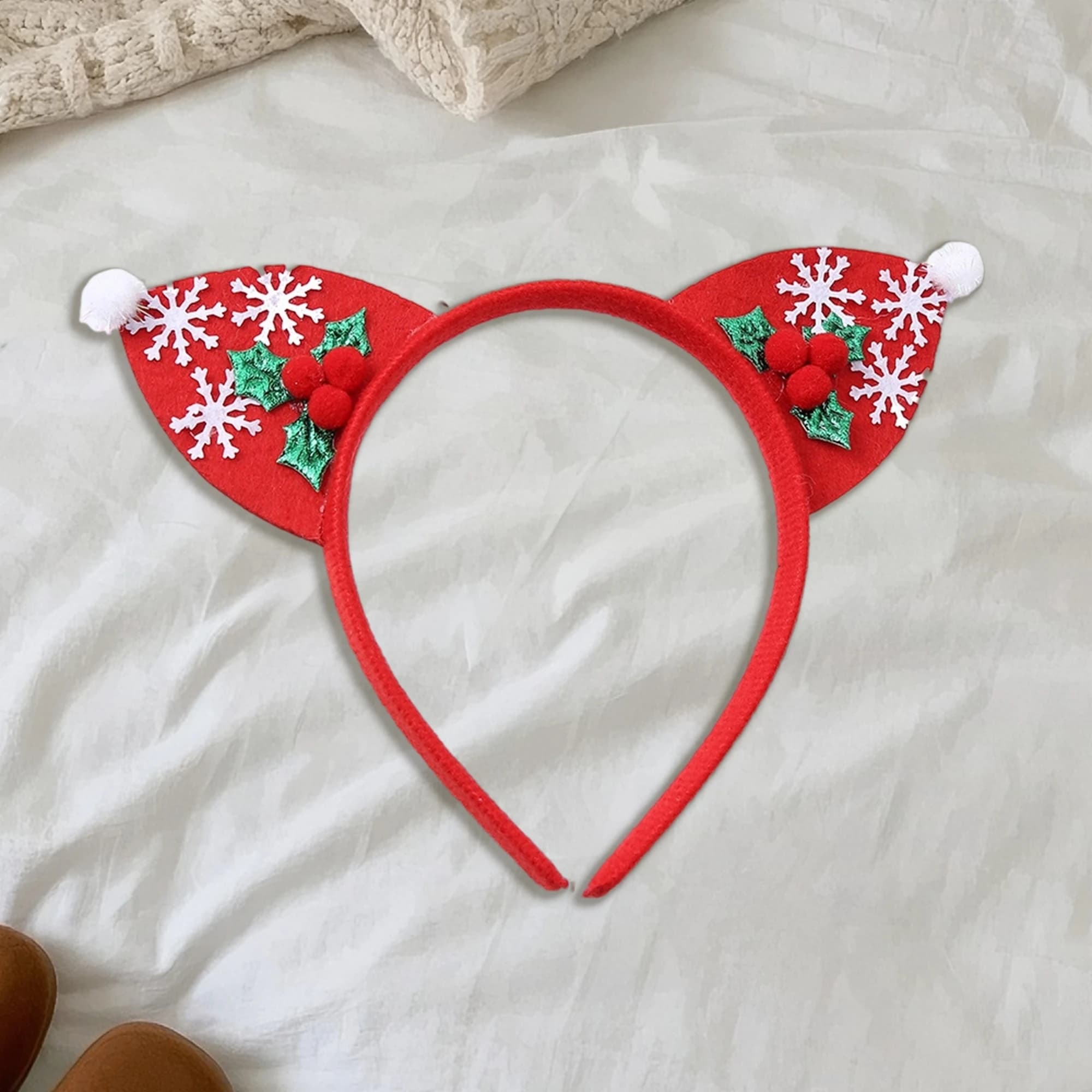 Fermaglio per capelli natalizio da donna Forcina con fiocco in velluto rosso con accenti scintillanti di fiocchi di neve e bacche Accessorio festivo per feste