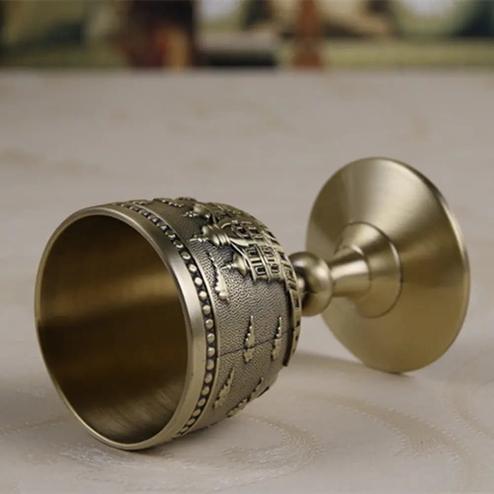 Metal Copper Alloy Liquor Cup Bronze Retro Style Drinking Goblet for Whisky Wine Spirits Tea Coffee Elegant Home Bar Use